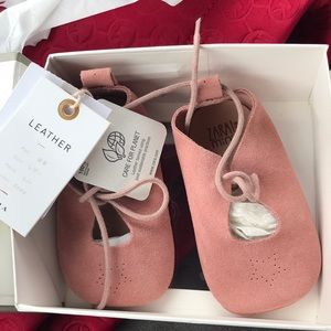 NWT (SOLD) leather Zara pink baby girl shoes